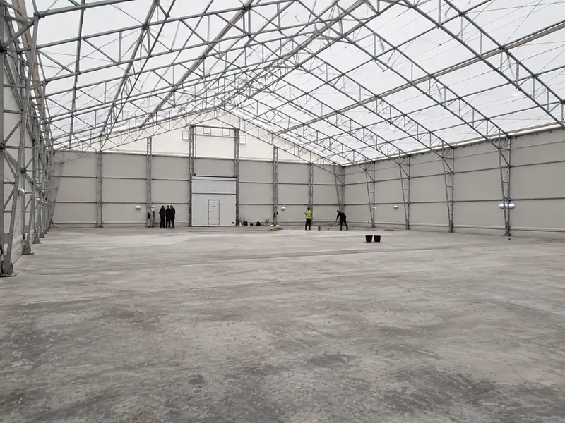 Galvanised steel frame components for a temporary building